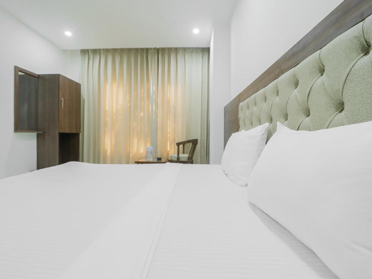 הרידוואר Oyo Townhouse 853 Hotel The Royal Aroma מראה חיצוני תמונה